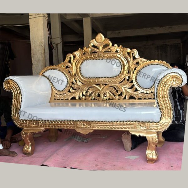Majestic Regal Crown Wedding Sofa