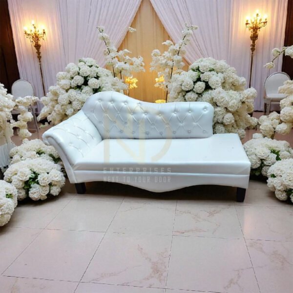 Royal Curve Wedding Chaise